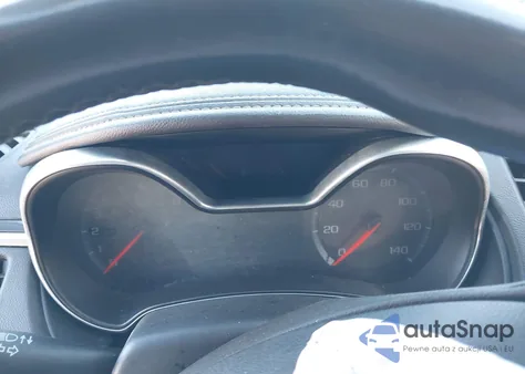 2018 Chevrolet Impala 1Lt from USA, damaged, VIN 1G1105S32JU116196